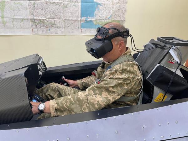A Ukrainian soldier in the new F-16 XR simulator.